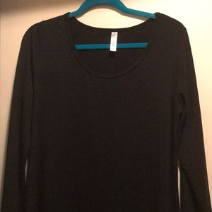LulaRoe Large Solid Black Lynnae NWOT